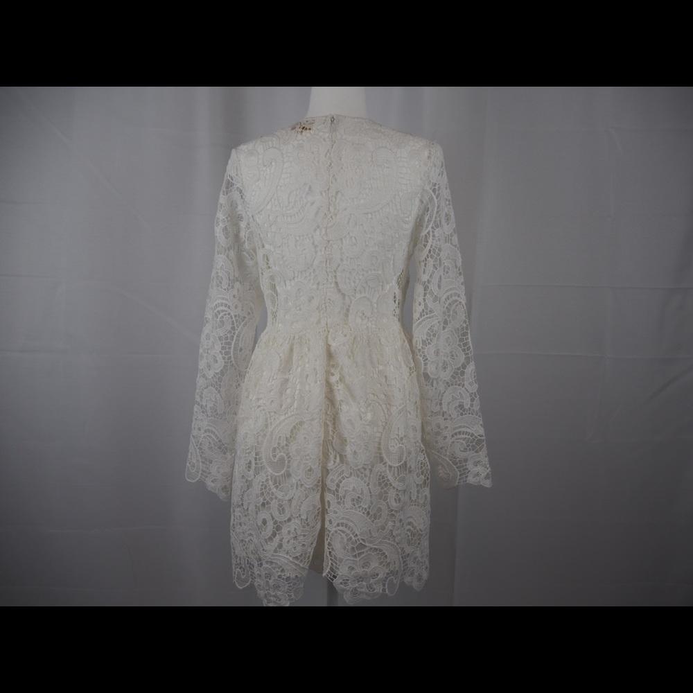 Yumi Kim White Lace Dress - Picture 6 of 16